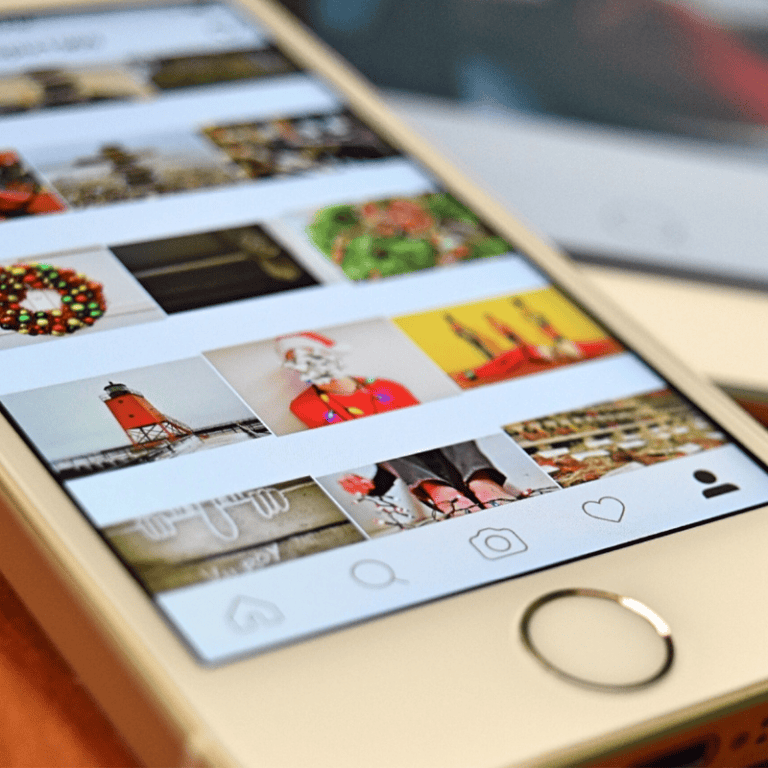 How to Post on Instagram Without Feeling Overwhelmed: A Simple Guide for Busy Moms